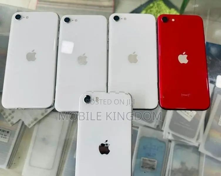 Apple iPhone SE 2 128GB Fullset (Used)