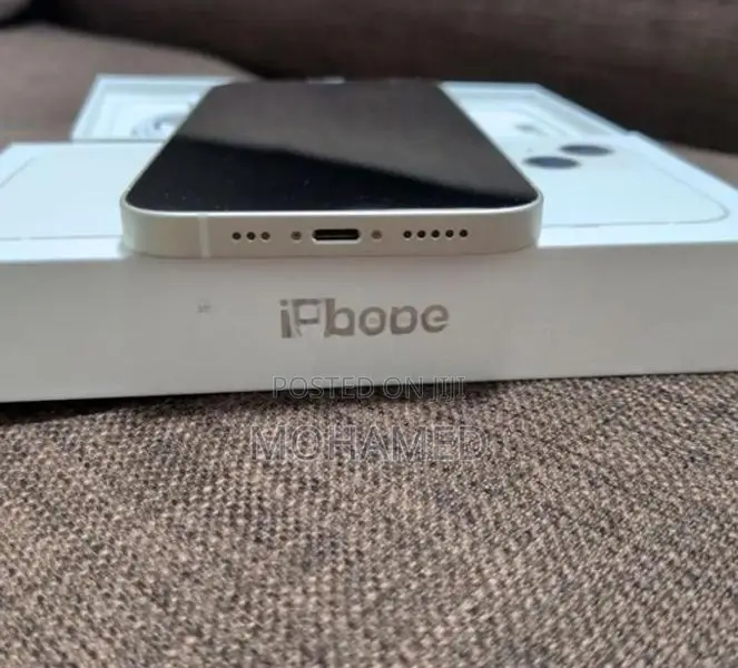 Apple iPhone 13 (Used)