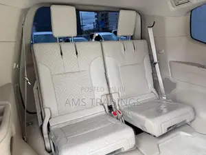 Toyota Land Cruiser 300 ZX 2025