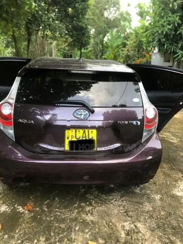 Toyota Aqua S Grade 2014