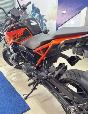 KTM Duke 160 2026