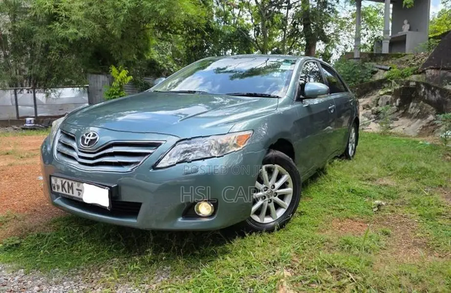 Toyota Camry G 2010