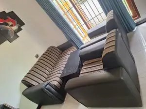 Singer Sofa Set