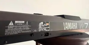 Yamaha W7 Synthesizer 1994