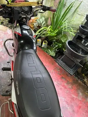 Bajaj CT100 2014