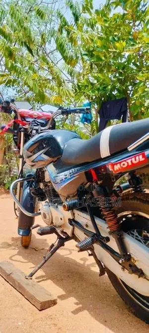 Bajaj CT100 2009