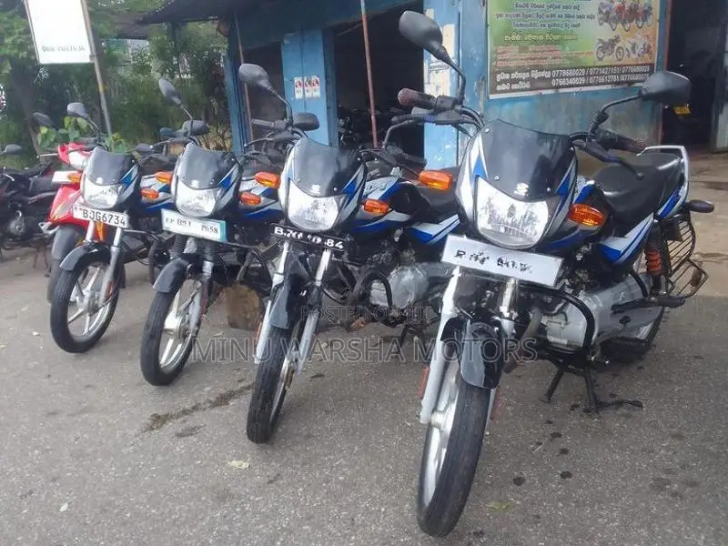 Bajaj CT100 2024