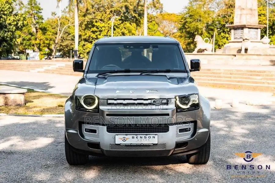 Land Rover Defender 110 XS STRAIGHT PETL 2024