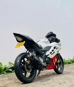 Yamaha R15 Special Edition 2016