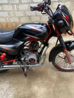 Bajaj CT100 india 2015