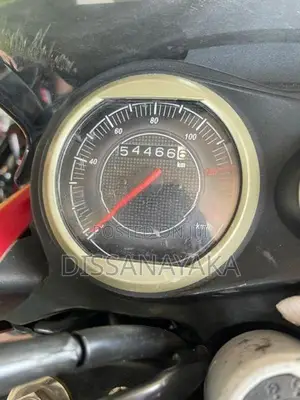 Bajaj V15 2018
