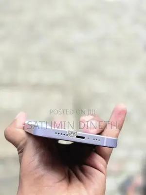 Apple iPhone 14 (Used)