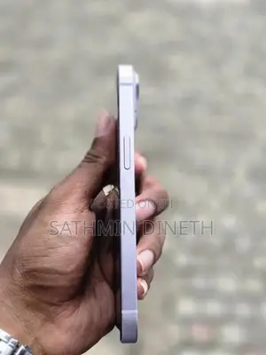 Apple iPhone 14 (Used)