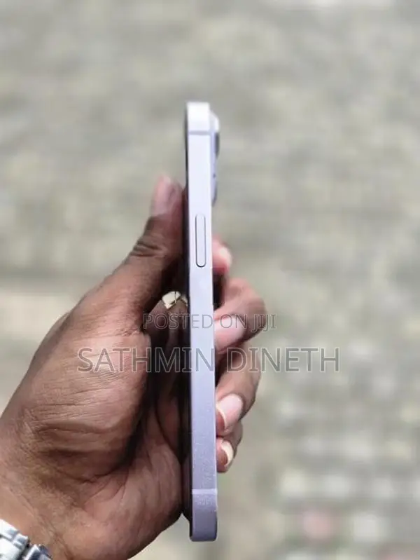 Apple iPhone 14 (Used)