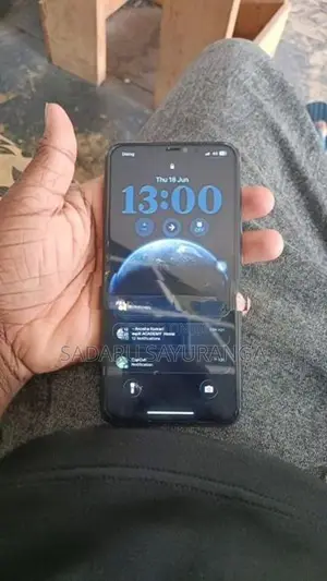 Apple iPhone 11 Pro Max (Used)