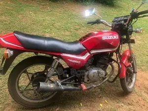 Suzuki GS 125 1993