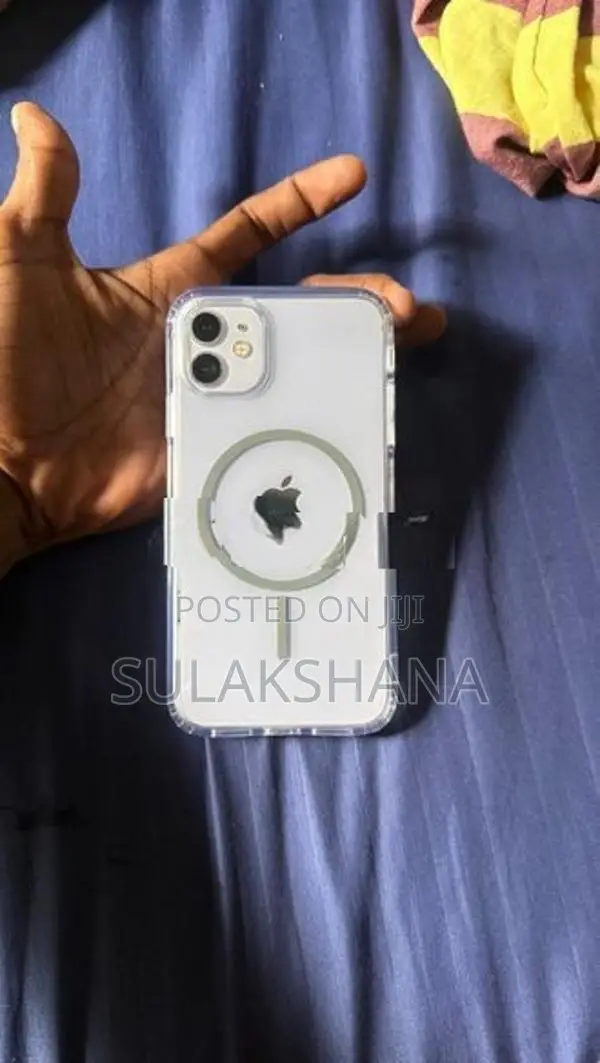 Apple iPhone 11 i phone (Used)