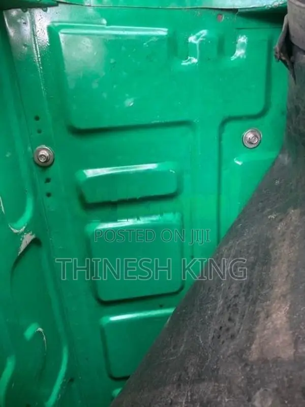 Bajaj RE 2020