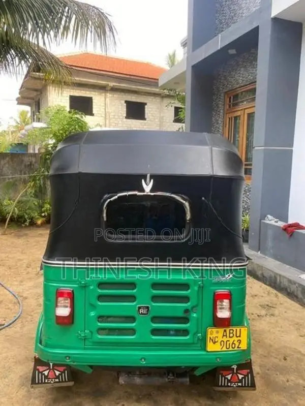 Bajaj RE 2020