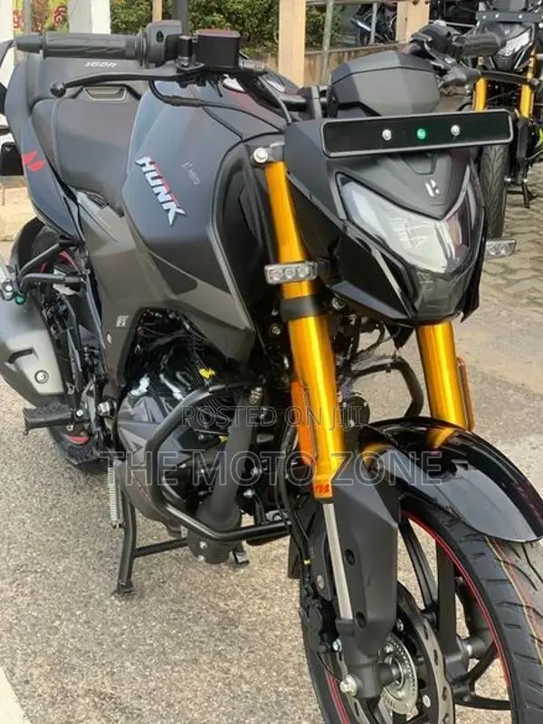 Hero Hunk 160R 4V 2026