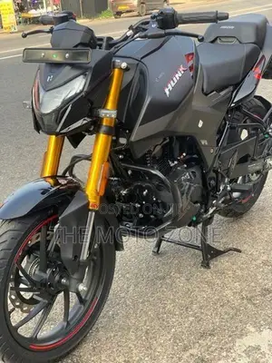 Hero Hunk 160R 4V 2026