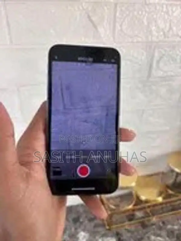 Apple iPhone X (Used)