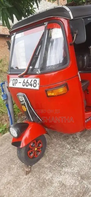 Bajaj RE 2008