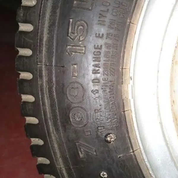 ඉසුසු Isuzu ELF NKR RIM/Tyre රිම් 2 ටයර් 01