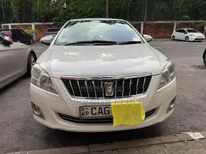 Toyota Premio 2015