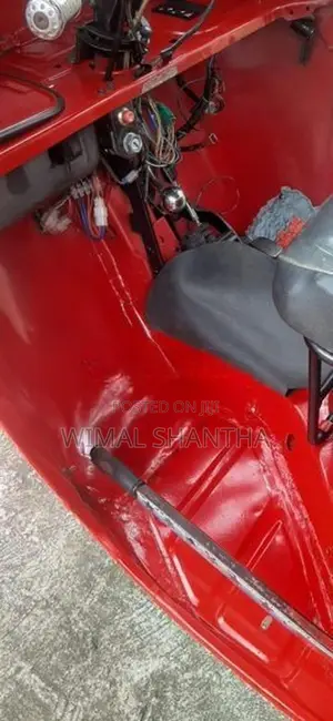 Bajaj RE 2008