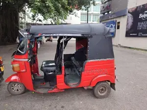 Bajaj RE Three Wheeler 2010