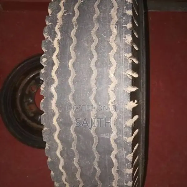ඉසුසු Isuzu ELF NKR RIM/Tyre රිම් 2 ටයර් 01