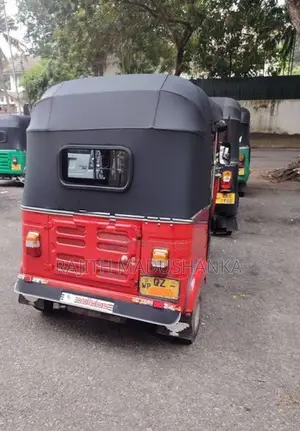 Bajaj RE Three Wheeler 2010