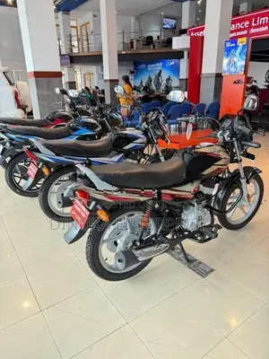 Bajaj CT100 2026