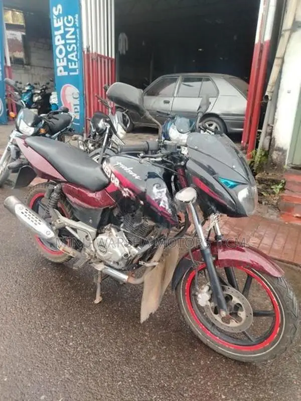 Bajaj Pulsar 150 2016