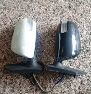 Toyota Vitz KSP90 Side Mirror
