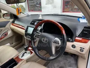 Toyota Premio 2015