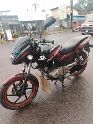 Bajaj Pulsar 150 2016