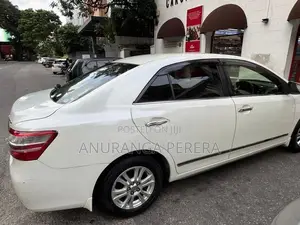 Toyota Premio 2015