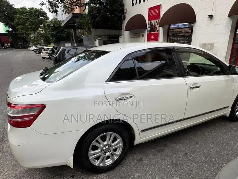 Toyota Premio 2015