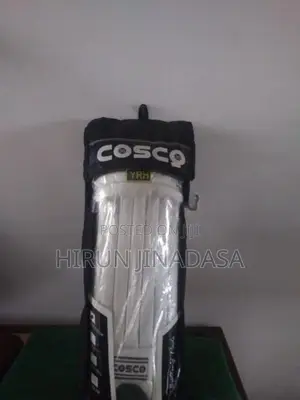 Cosco Youth Size Right Handed Batting Pads