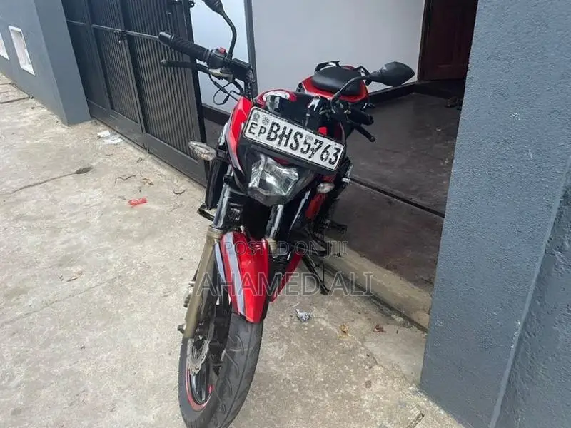 TVS Apache RTR 200 2017
