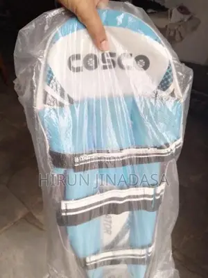 Cosco Youth Size Right Handed Batting Pads