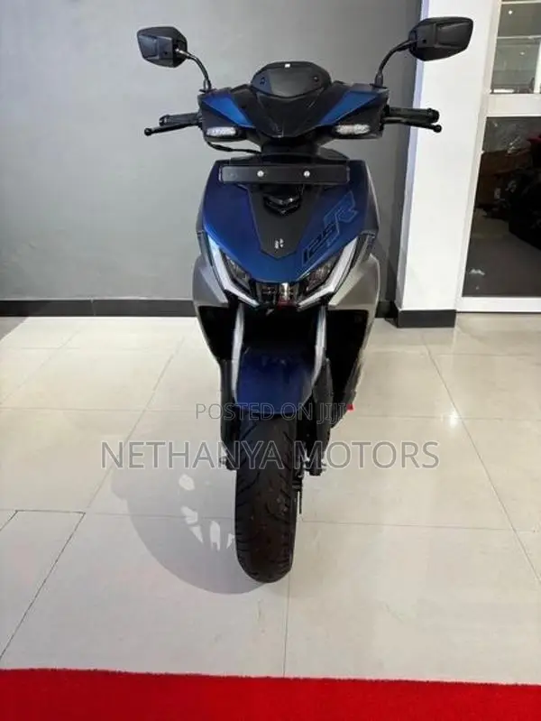 Hero XOOM 125R 2026