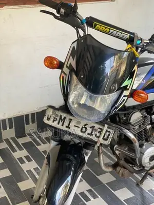Bajaj CT100 2005