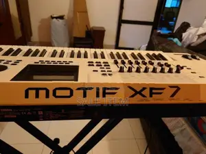 Yamaha Motif XF7 White Special Edition