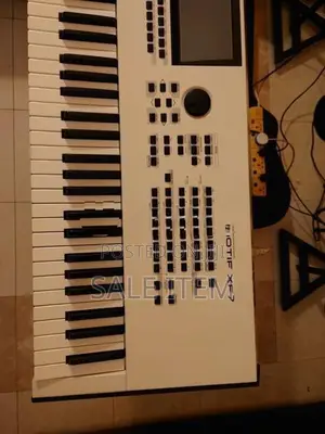 Yamaha Motif XF7 White Special Edition