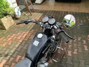Suzuki GN 125 2017