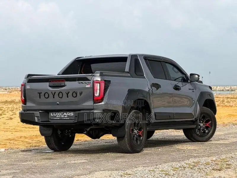 Toyota Hilux Travo Overland plus 2026