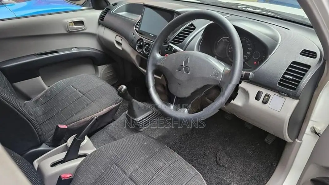 Mitsubishi L200 DOUBLE CAB 2014